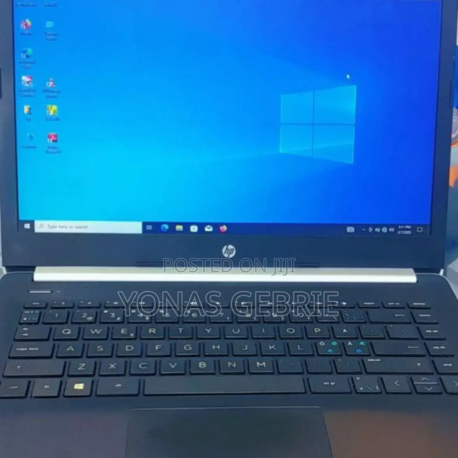 New Laptop HP 8GB AMD A4 SSD 256GB