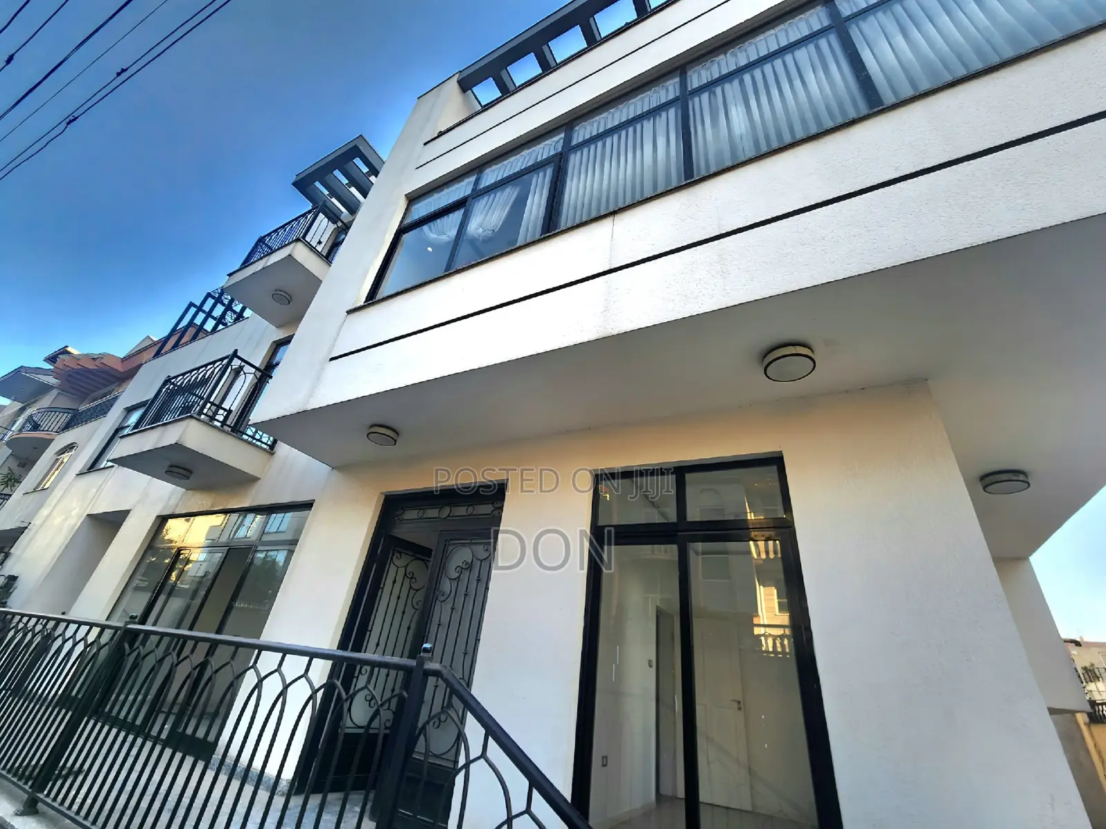 11bdrm Mansion in Summit, Bole for rent