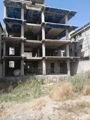 Furnished 11bdrm Apartment in Lafto for sale