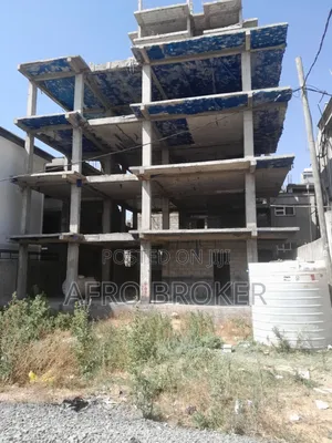Furnished 11bdrm Apartment in Lafto for sale