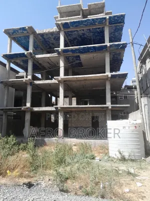 Furnished 11bdrm Apartment in Lafto for sale