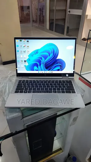 New Laptop HP EliteBook 830 G8 16GB Intel Core I7 SSD 512GB