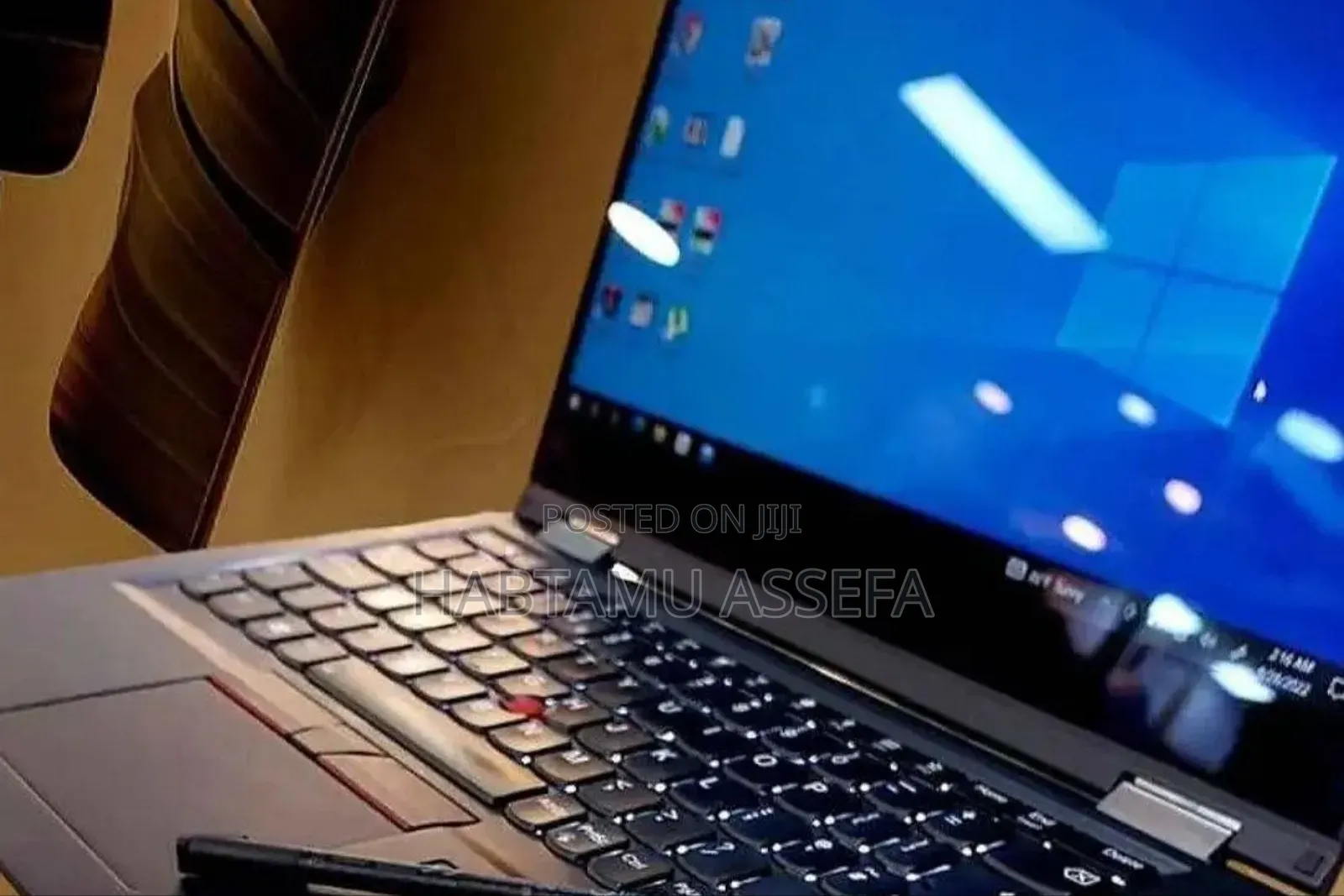 New Laptop Lenovo Yoga 330 16GB Intel Core I7 SSD 512GB