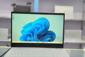 Photo - New Laptop HP Victus 16 16GB Intel Core I7 SSD 1T