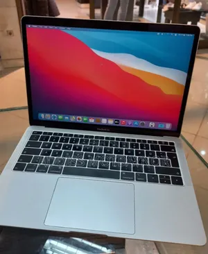 Photo - New Laptop Apple MacBook Pro 2019 8GB Intel Core I7 SSD 128GB