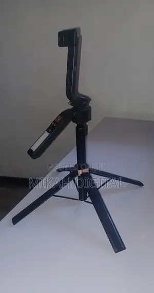 Photo - Face Tracking Phone or Camera Holder | Stand | Selfiestick