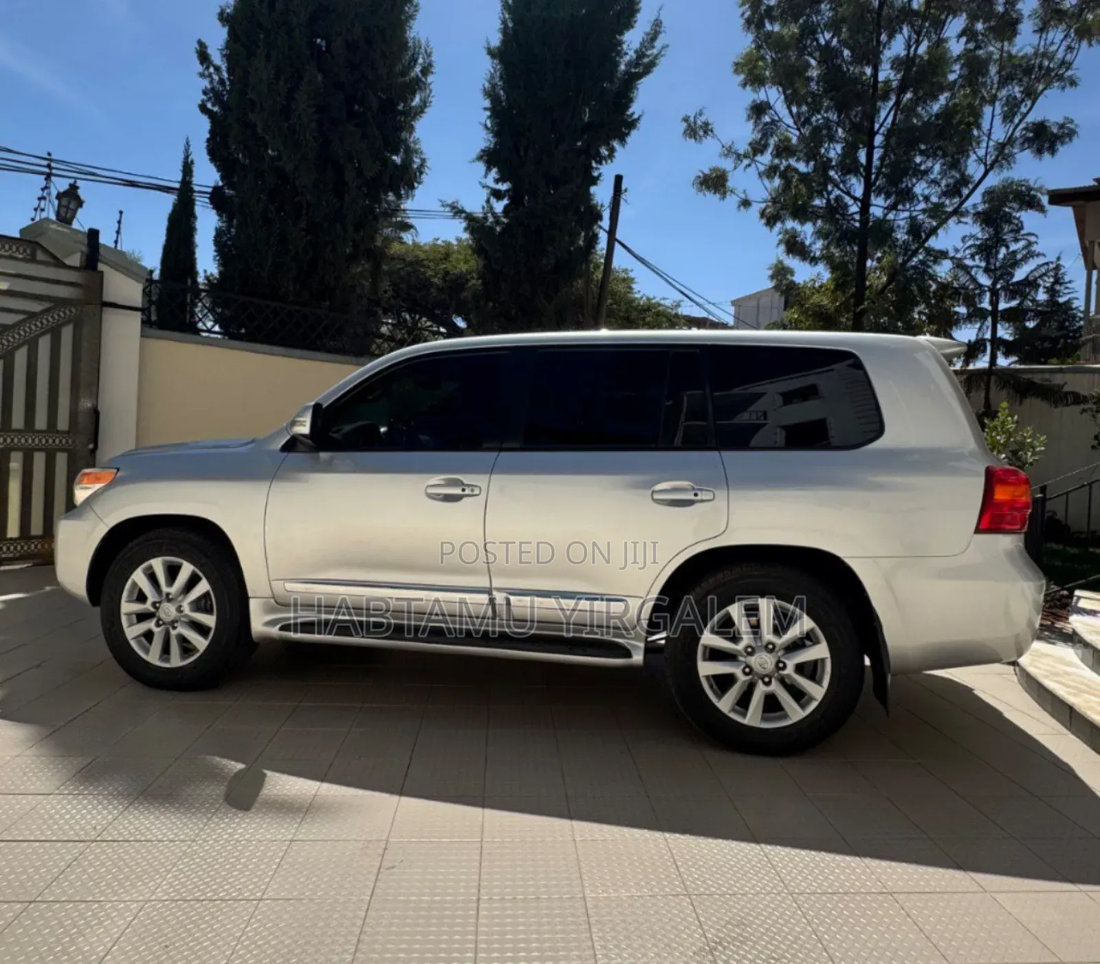 Toyota Land Cruiser 2014 Silver