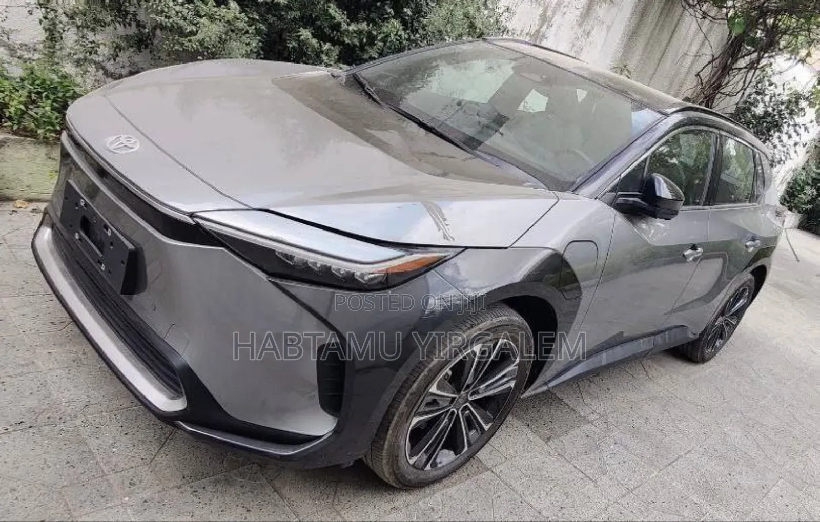 New Toyota bZ4X 2024 Gray