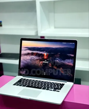 Photo - New Laptop Apple MacBook Pro 2015 16GB Intel Core I7 SSD 512GB