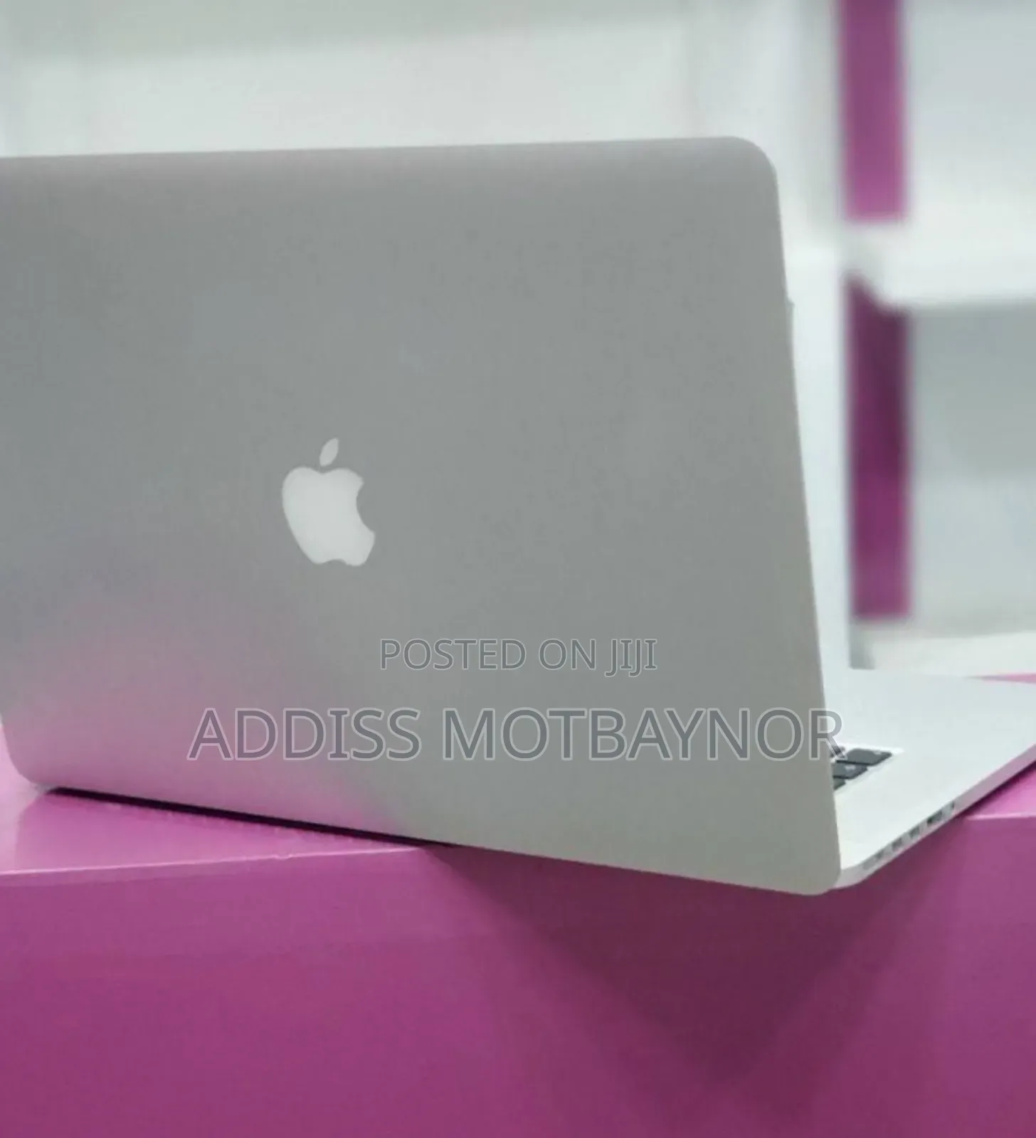 New Laptop Apple MacBook Pro 2017 16GB Intel Core I5 SSD 512GB