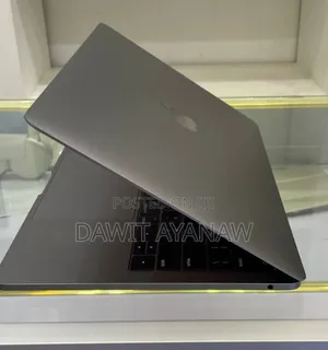 New Laptop Apple MacBook Pro 2015 8GB Intel Core I5 SSD 512GB