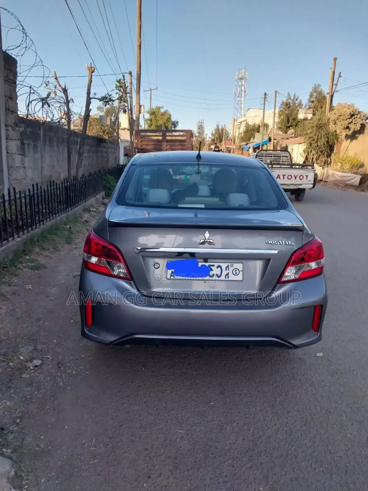 Mitsubishi Attrage 2022 Gray