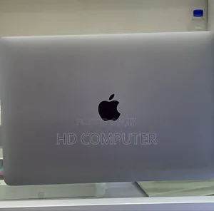 New Laptop Apple MacBook Pro 2017 8GB Intel Core I5 SSD 512GB