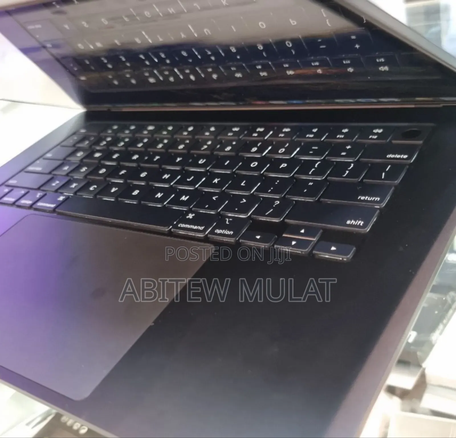 New Laptop Apple MacBook Air 2024 M3 15-Inch 8GB Apple M3 SSD 256GB