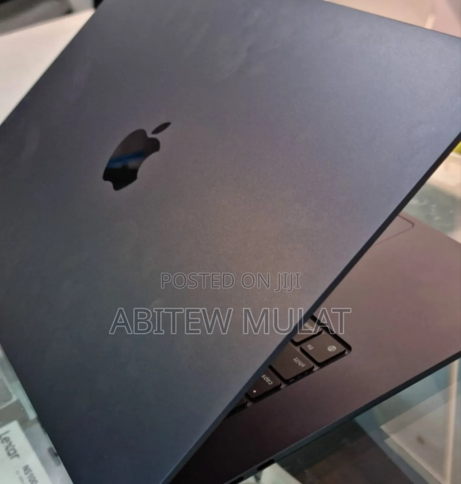 New Laptop Apple MacBook Air 2024 M3 15-Inch 8GB Apple M3 SSD 256GB