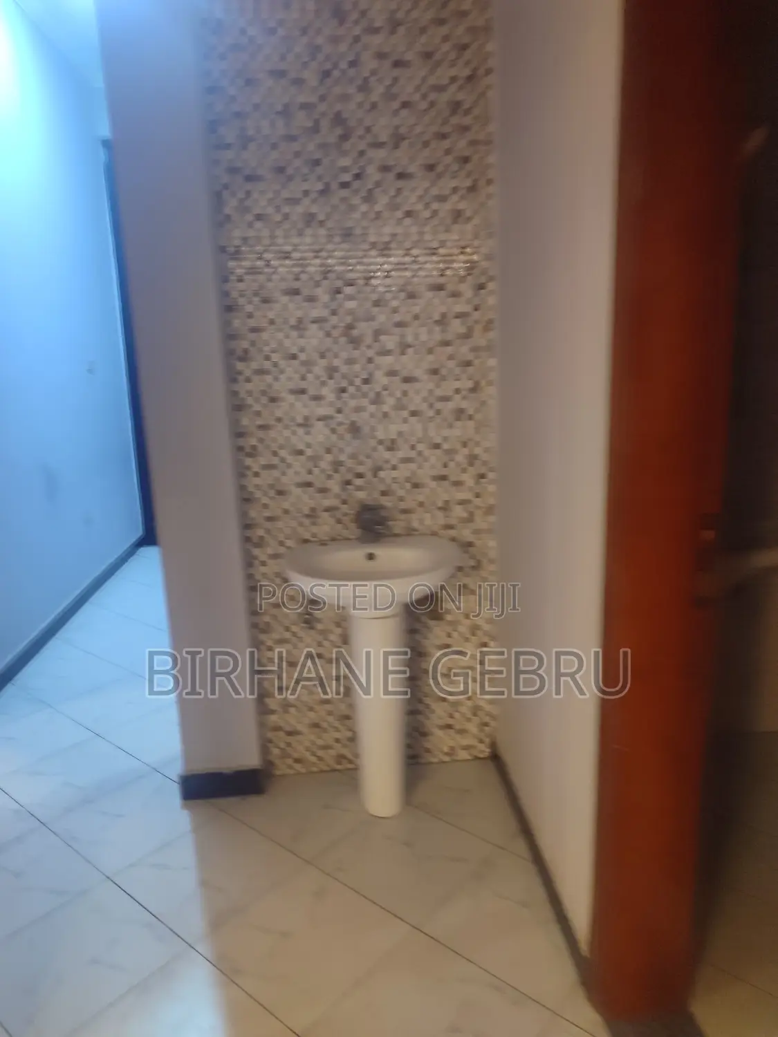 5bdrm Villa in Villa House, Bole for rent