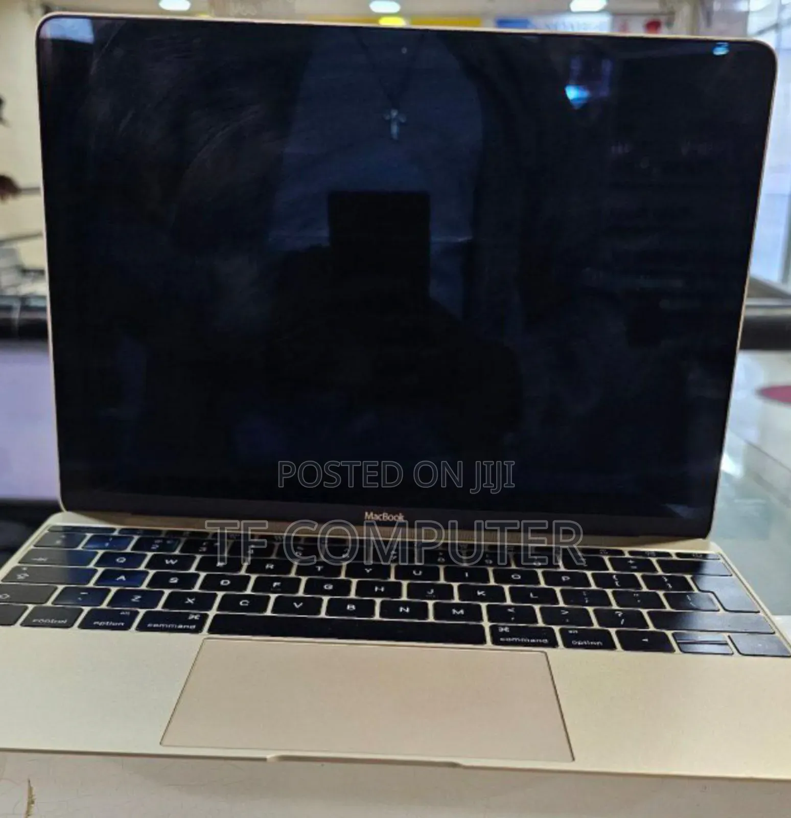 New Laptop Apple MacBook Pro 2015 8GB Intel Core M SSD 256GB