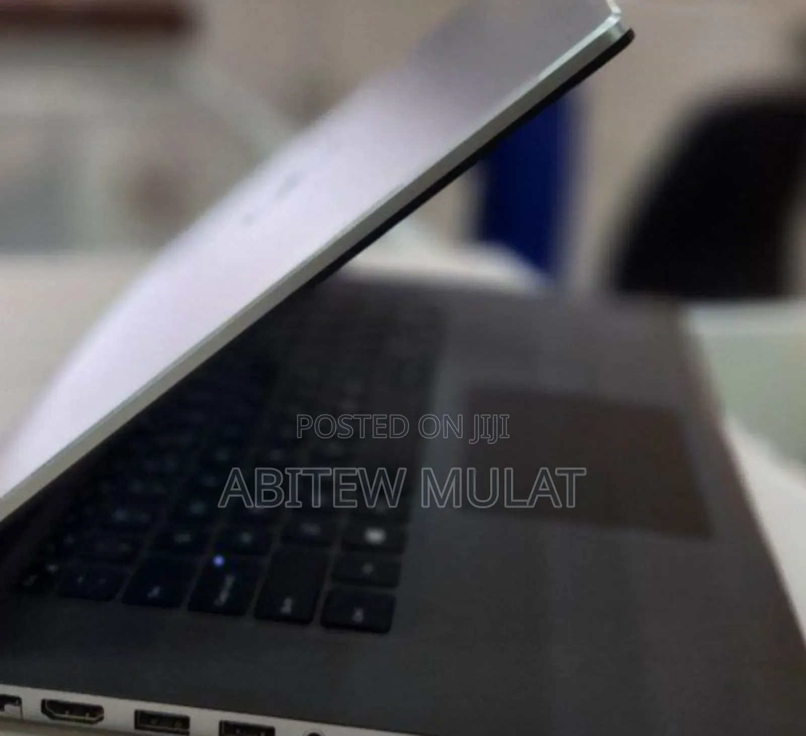 New Laptop Dell Inspiron 15 8GB Intel Core I5 HDD+SSD 1T