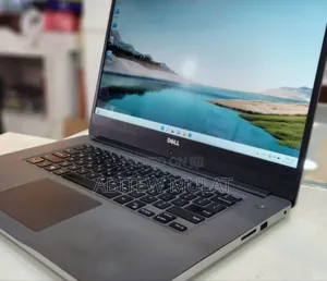 New Laptop Dell Inspiron 15 8GB Intel Core I5 HDD+SSD 1T