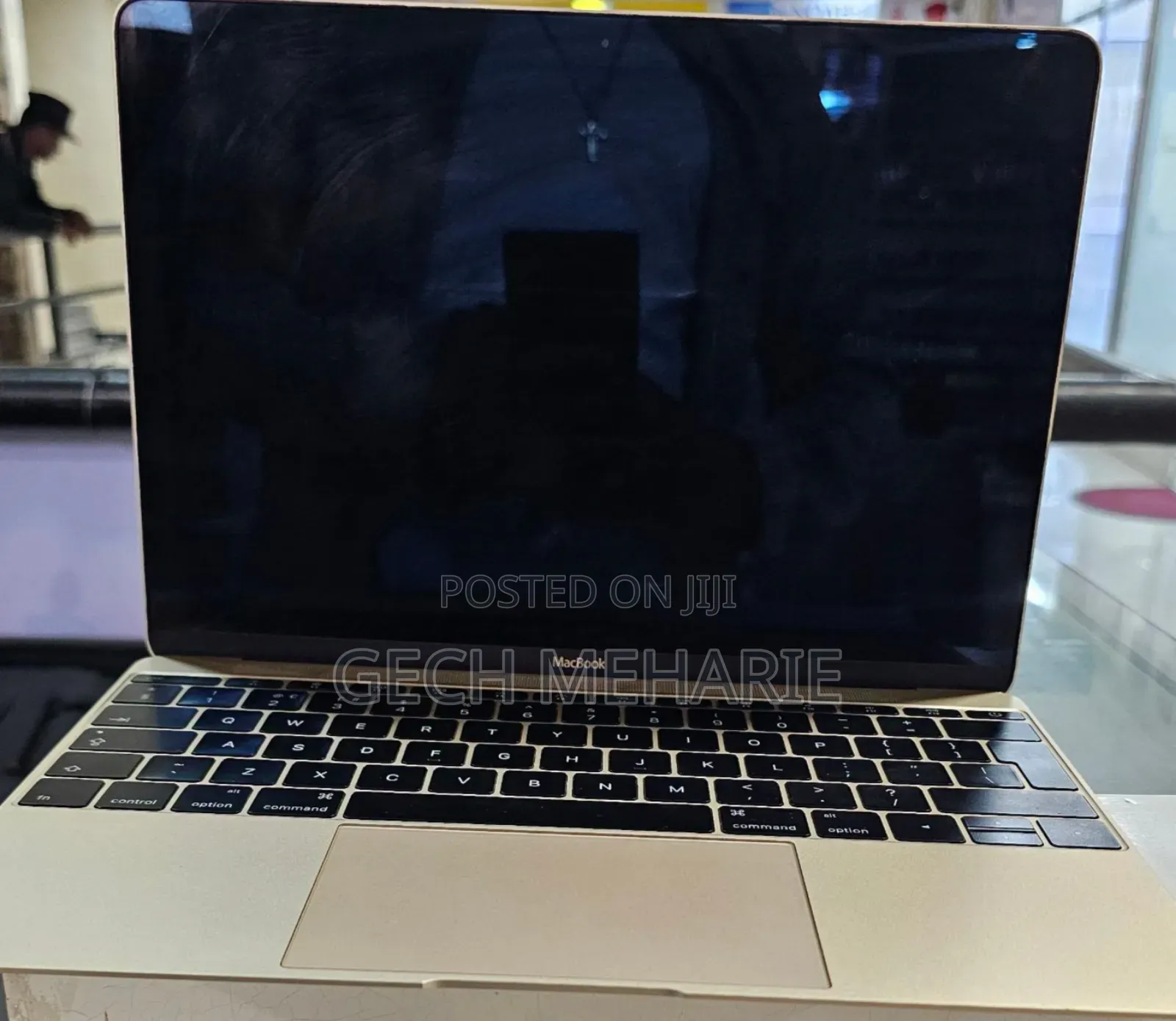 New Laptop Apple MacBook Pro 2015 8GB Intel Core M SSD 256GB