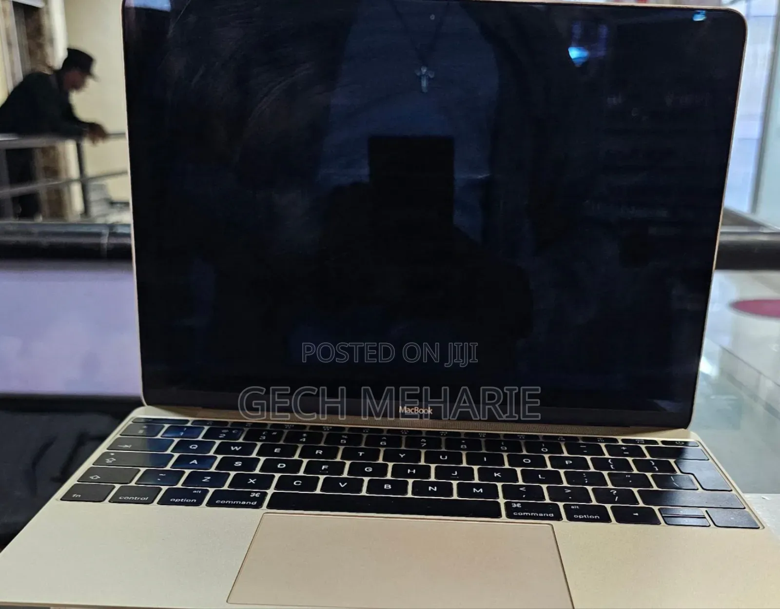New Laptop Apple MacBook Pro 2015 8GB Intel Core M SSD 256GB