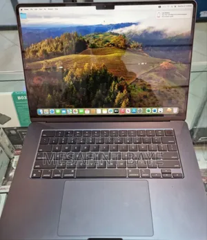 Photo - New Laptop Apple MacBook Air 2024 M3 15-Inch 8GB Apple M3 SSD 256GB