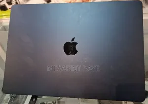 New Laptop Apple MacBook Air 2024 M3 15-Inch 8GB Apple M3 SSD 256GB