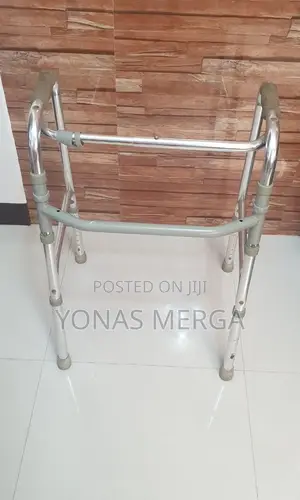 Therapy Walker₩Waker Colorselect Adult Walkers With 5" Wheel