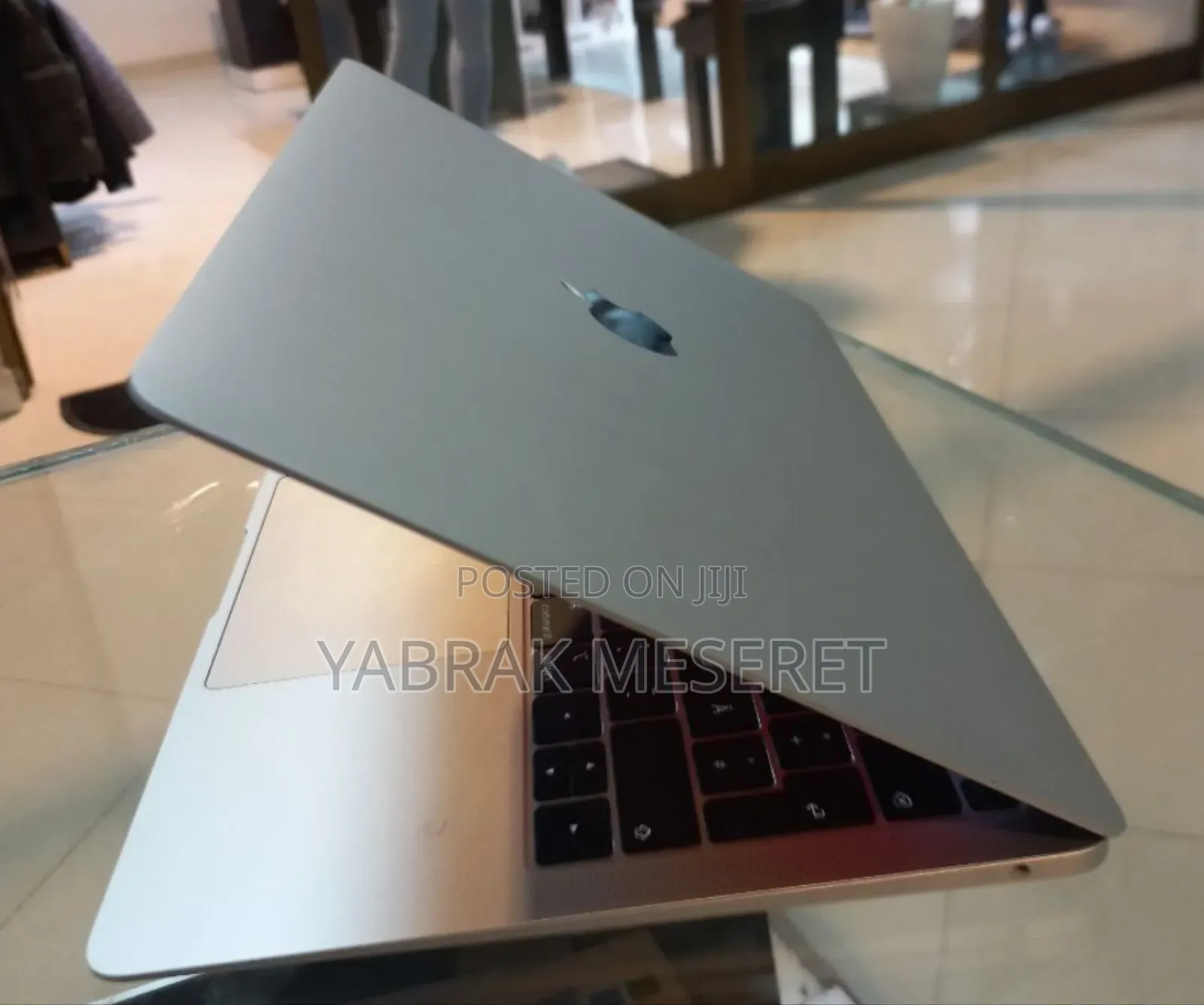 New Laptop Apple MacBook Air 2019 8GB Intel Core I5 SSD 128GB