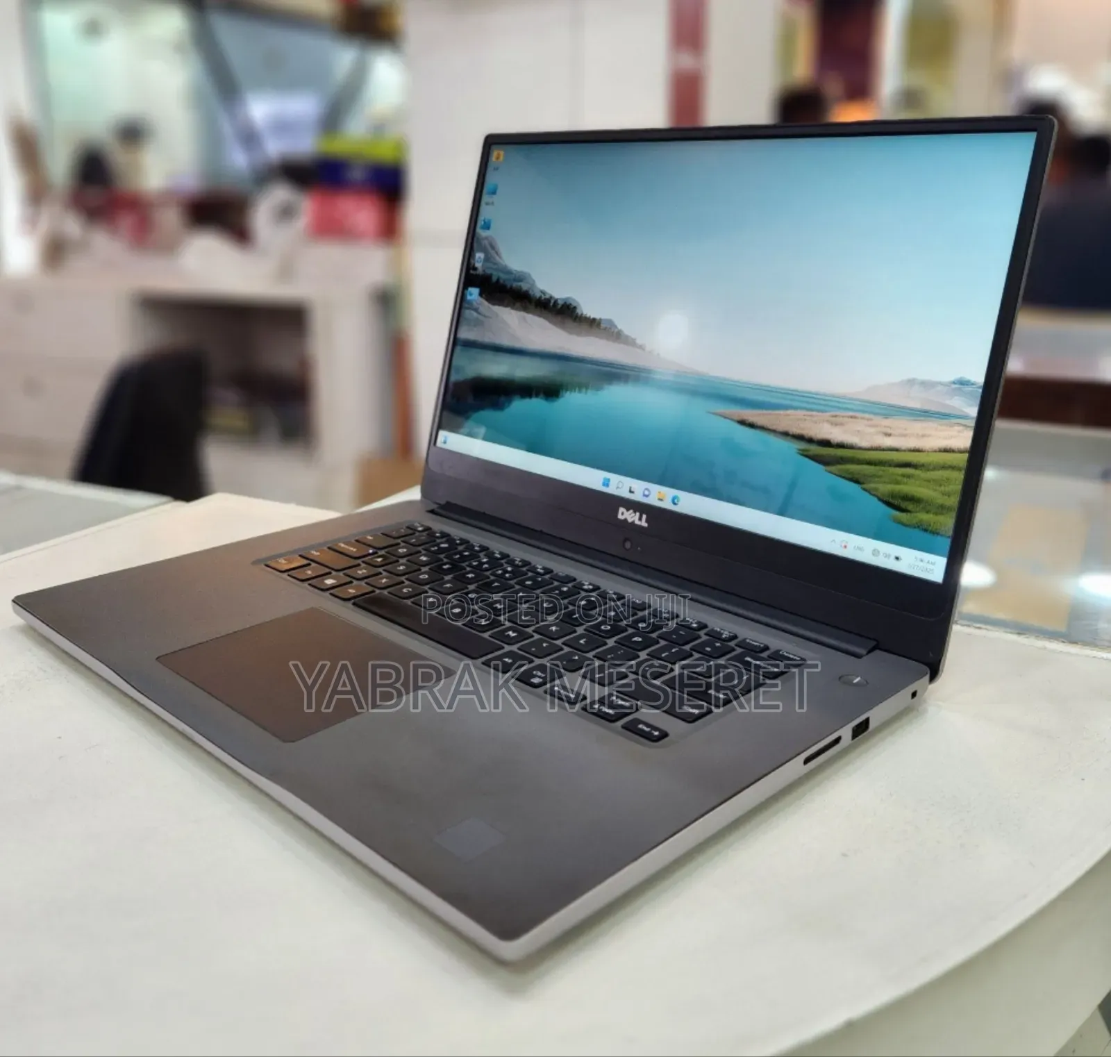 New Laptop Dell 8GB Intel Core I5 HDD+SSD 1T