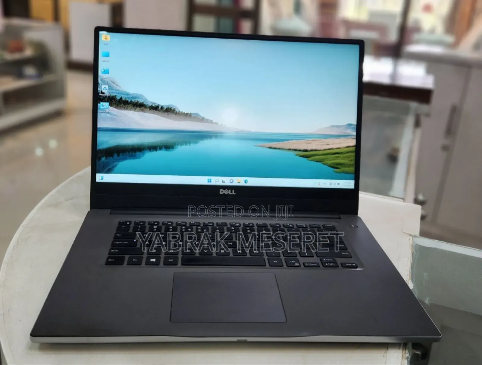 New Laptop Dell 8GB Intel Core I5 HDD+SSD 1T