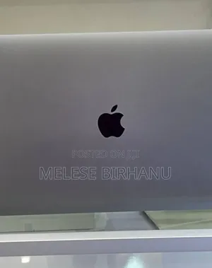 New Laptop Apple MacBook Pro 2017 8GB Intel Core I5 SSD 512GB