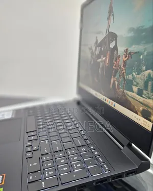 New Laptop HP Victus 15 16GB AMD Ryzen 5 SSD 512GB