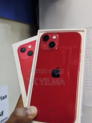 Apple iPhone 13 256 GB Red