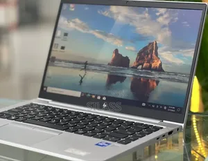 New Laptop HP EliteBook 840 G8 16GB Intel Core I7 SSD 512GB