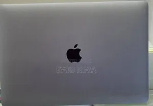 New Laptop Apple MacBook Pro 2017 8GB Intel Core I5 SSD 512GB