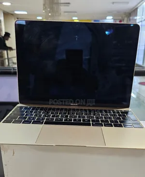 Photo - New Laptop Apple MacBook Pro 2015 8GB Intel Core I5 SSD 256GB