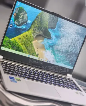 New Laptop Alienware Area-51m 32GB Intel Core I7 SSD 512GB