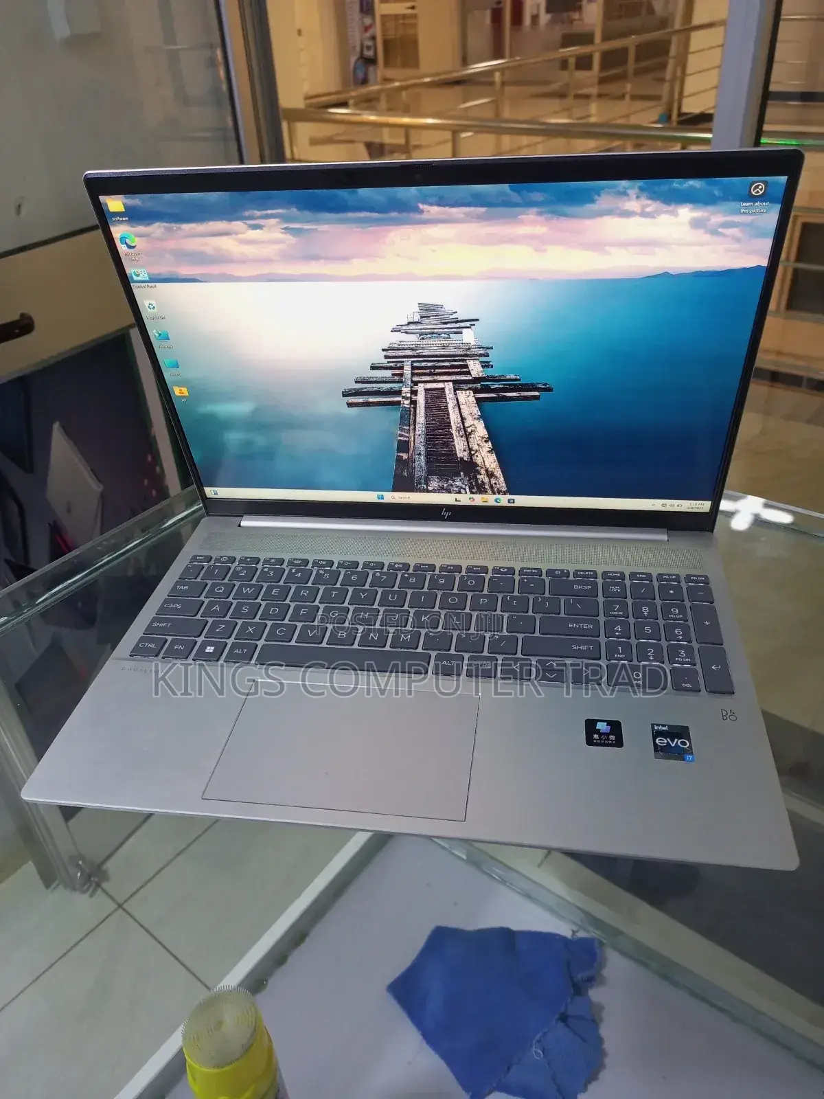 New Laptop HP Pavilion 17 16GB Intel Core I7 SSD 512GB