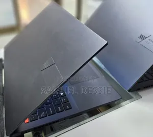 New Laptop Asus Vivobook 16 16GB Intel Core I7 SSD 512GB