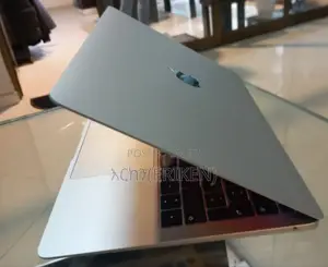 Photo - New Laptop Apple MacBook Pro 2019 8GB Intel Core I5 SSD 128GB