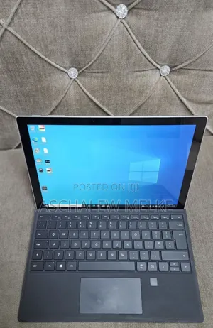 New Laptop Microsoft Surface Pro 7 16GB Intel Core I7 SSD 256GB