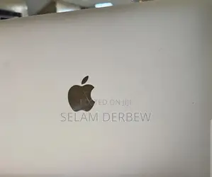 New Laptop Apple MacBook Pro 2015 8GB Intel Core M SSD 256GB