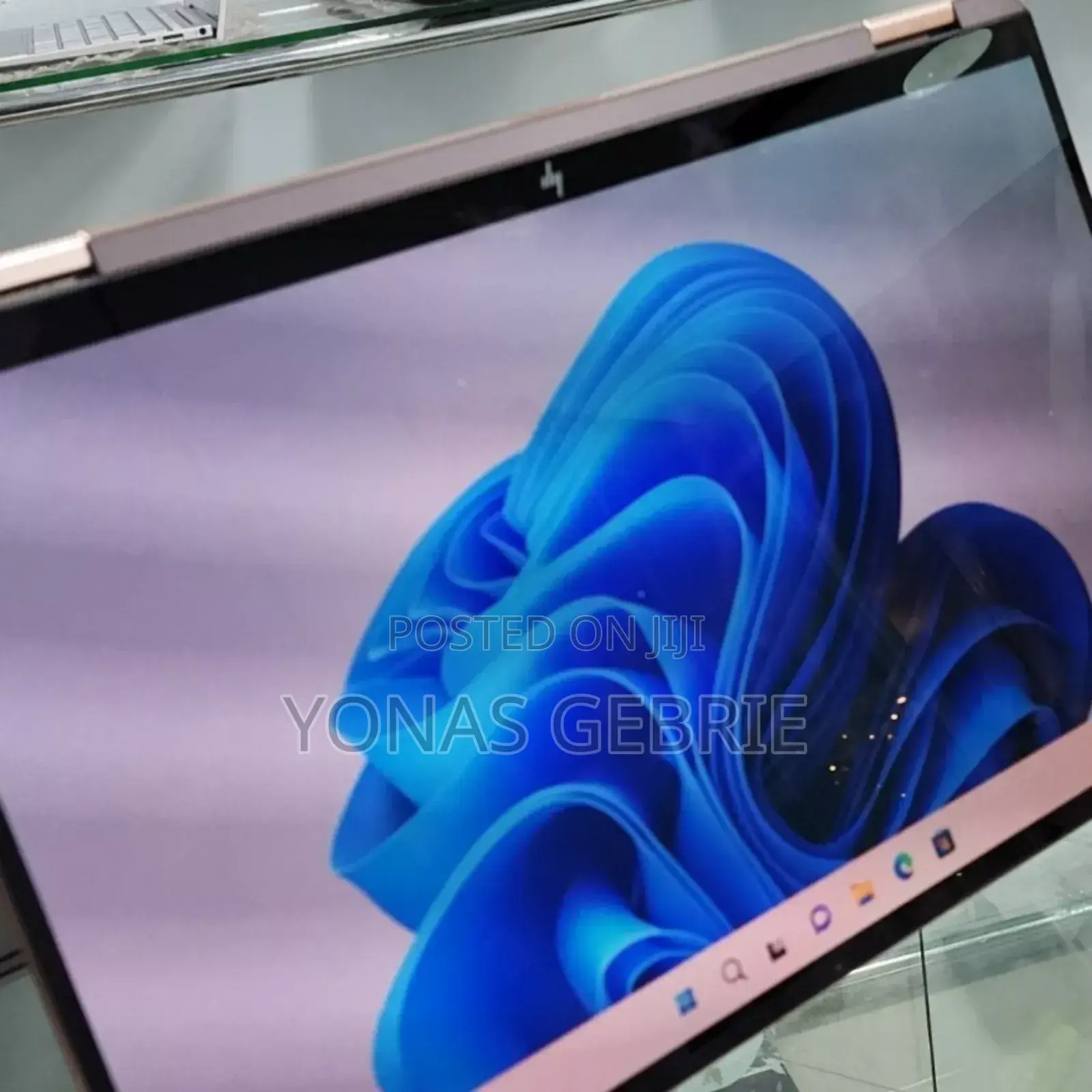 New Laptop HP Spectre X360 16GB Intel Core I7 SSD 512GB