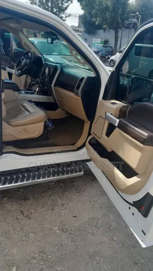 Ford F-150 2019 White