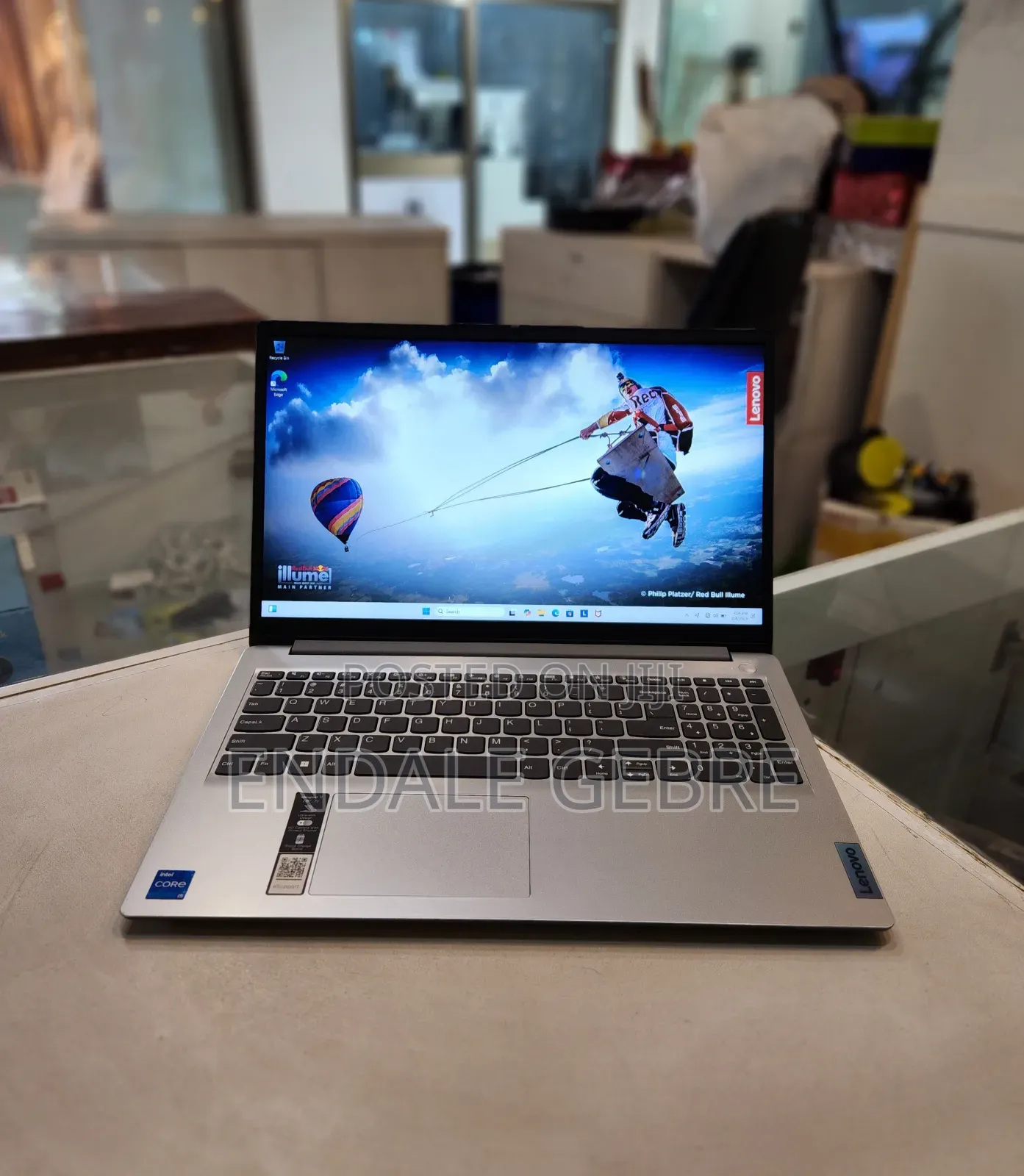 New Laptop Lenovo IdeaPad 1 8GB Intel Core I5 SSD 512GB