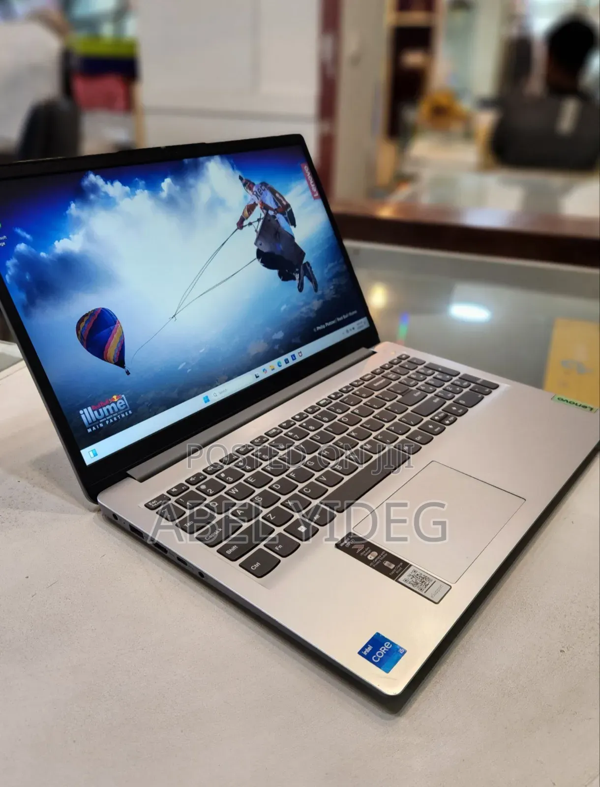 New Laptop Lenovo IdeaPad 1 8GB Intel Core I5 SSD 512GB