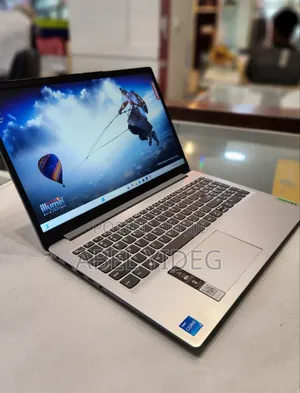 New Laptop Lenovo IdeaPad 1 8GB Intel Core I5 SSD 512GB