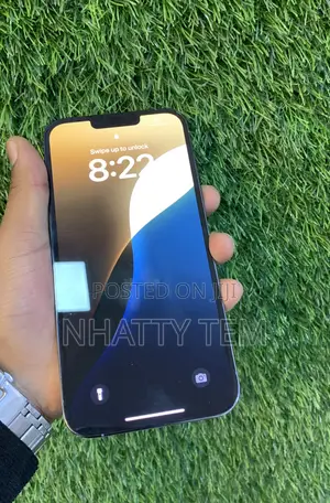 Photo - Apple iPhone 13 Pro Max 128 GB Blue