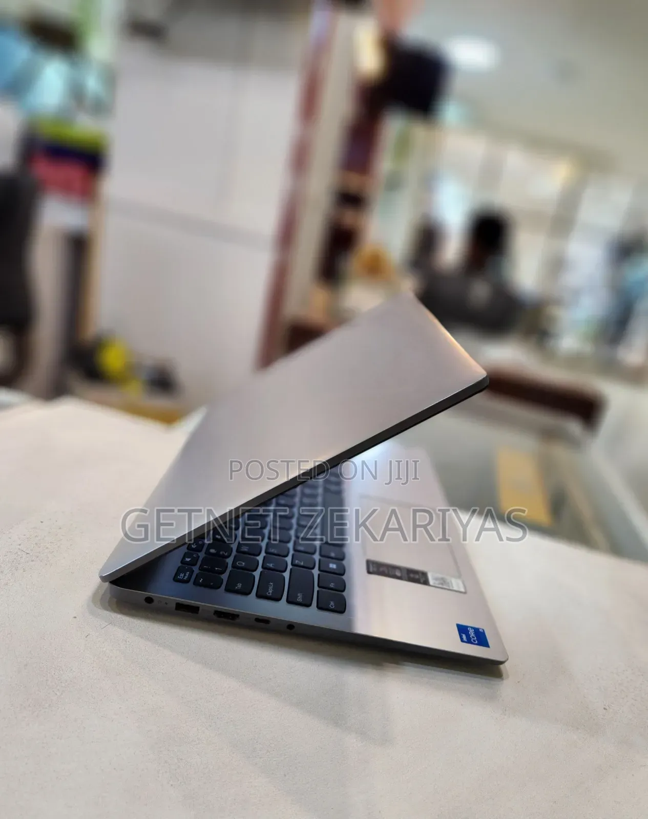 New Laptop Lenovo IdeaPad 110 8GB Intel Core I5 SSD 512GB